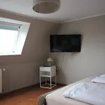 Homie Schiestlstrasse - Moderne Dachgeschosswohnung Mit 2 Schlafzimmern Daire Würzburg